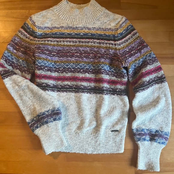 Abercrombie and fitch sweater - Picture 1 of 1